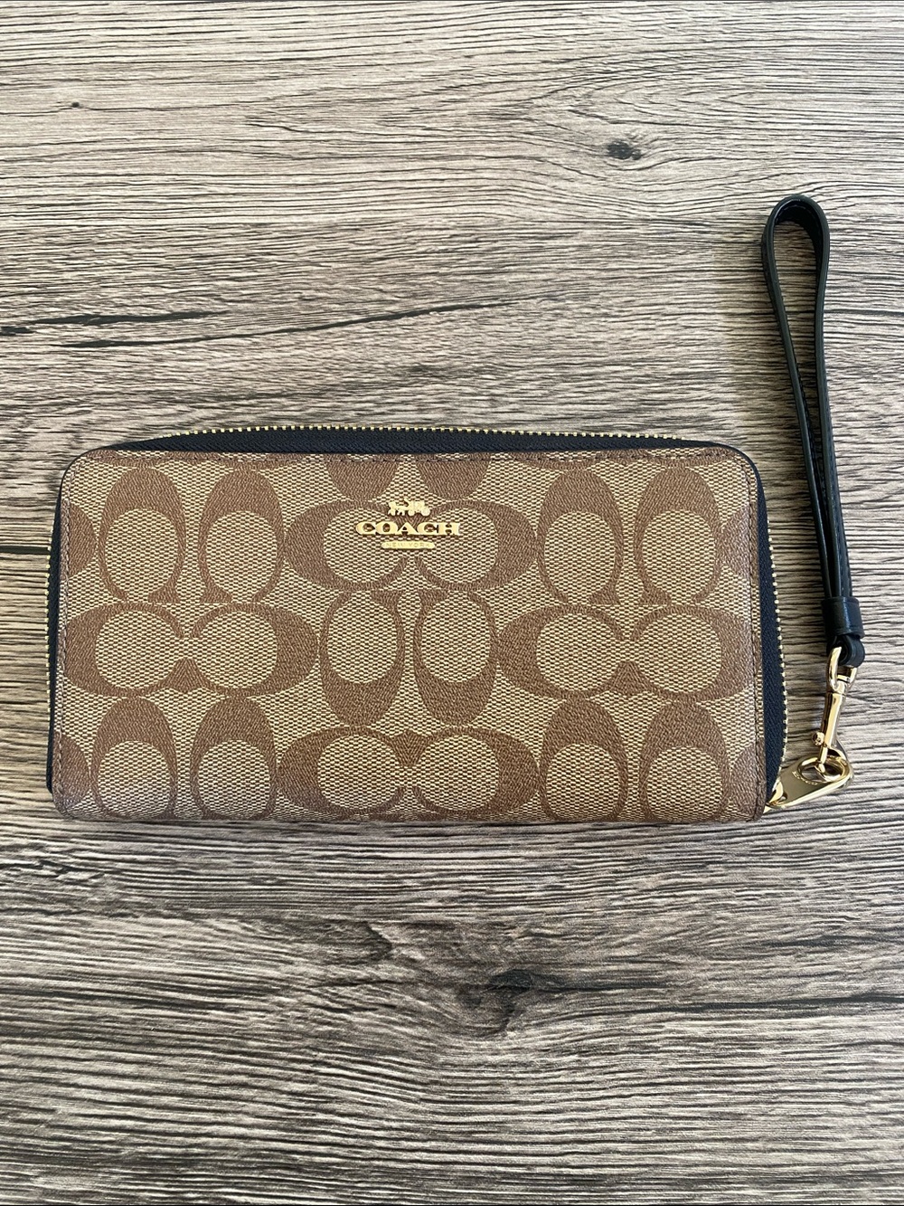 Coach Brown Tan Signature Zip Wallet Wristlet